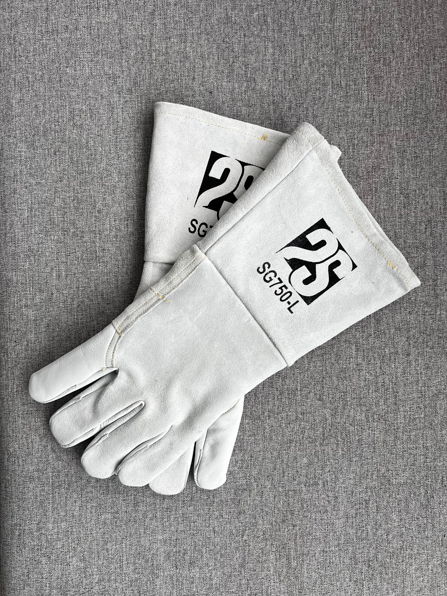 White Heat Welding Glove